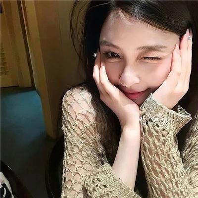 两极对立